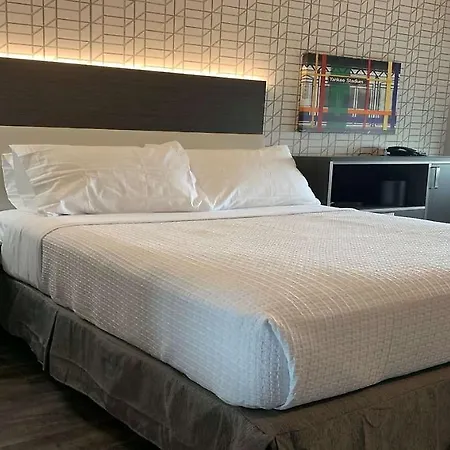 Best Western Plus City Line Hotel-3