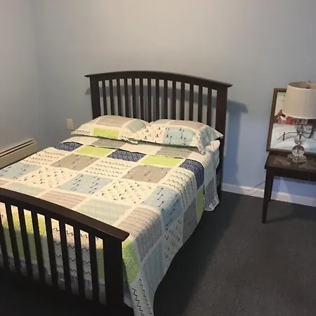 Cozy Stay Near Jfk-3