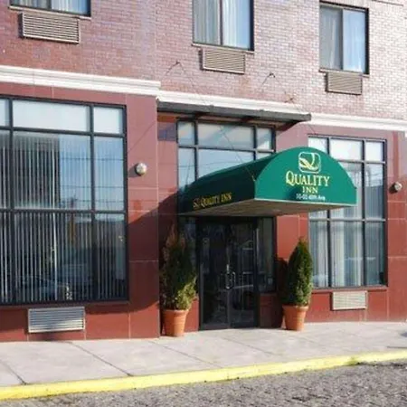 Quality Inn Long Island City - Queensboro Bridge-2
