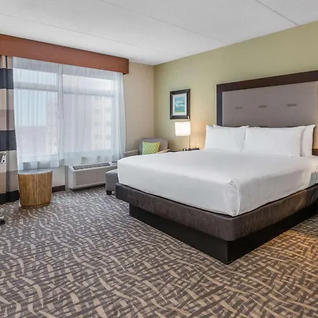 Wyndham Garden Buffalo Downtown-2