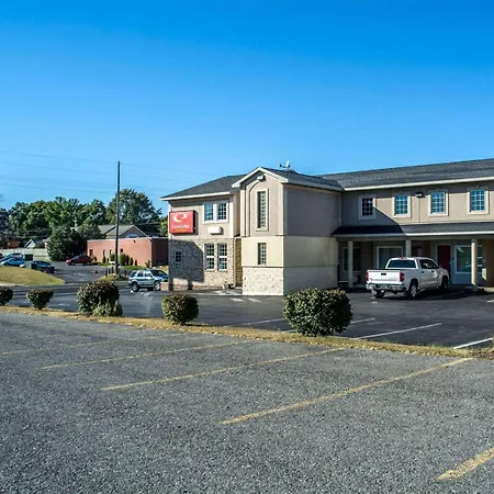 Econo Lodge & Suites Airport North Syracuse-2