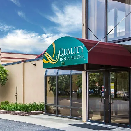 Quality Inn And Suites Kingston-2