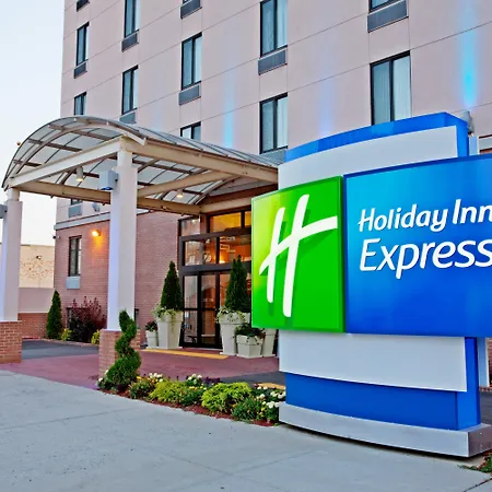 Holiday Inn Express Brooklyn By Ihg-3