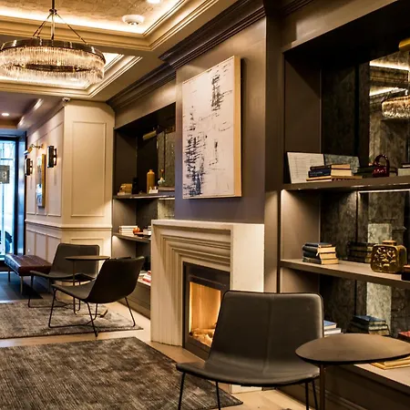 Hotel 32 32-3