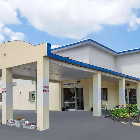 Days Inn By Wyndham Auburn/Finger Lakes Region-3