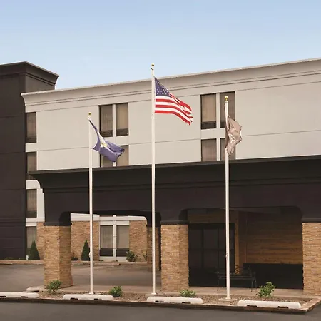 Comfort Inn & Suites Liverpool - Syracuse North-2
