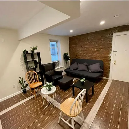 2 Bedrooms Apartament 1 Block From Manhattan-2