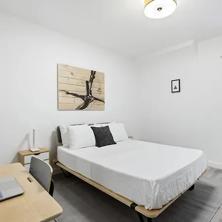 Comfy Smart Studio Flatiron-2