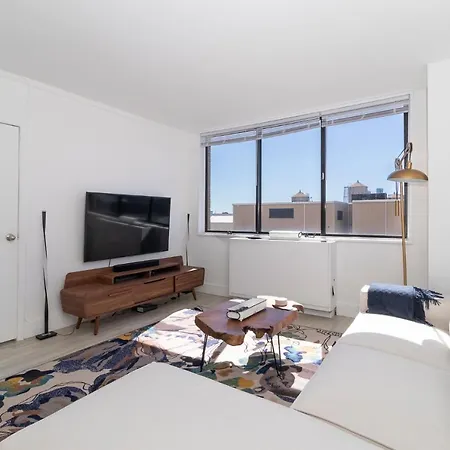 Luxury Designer Greenwich Village 1Br Heaven!! Beautiful Panoramic City Views!-2
