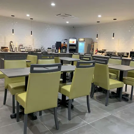 Best Western Plus Brooklyn-Prospect Park-2