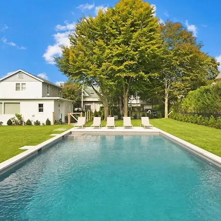 Southampton Village Pristine-3