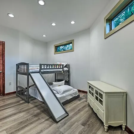 Lakefront Oneonta Estate With Fire Pit And Deck!-3
