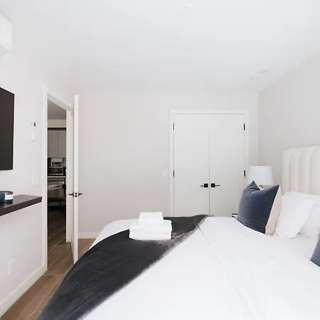Unbeatable 1Br With Massive Private Patio-3