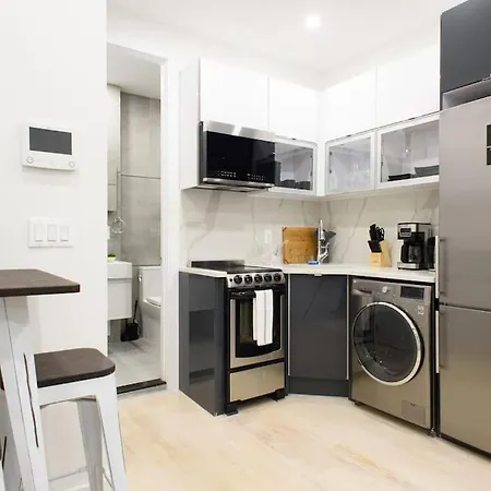 78-3D Brand New 1Br Prime Ues Wd In Unit-3