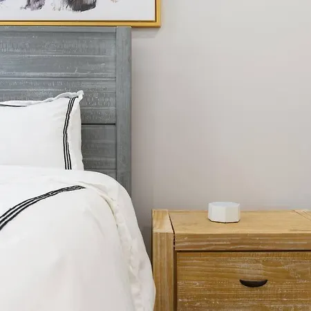 350-2A Prime Gramercy Newly Renovated 1Br Sleeps 4-2