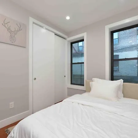 Apartment In New York-2