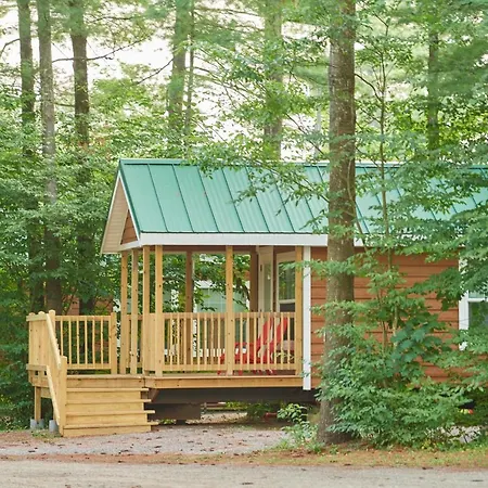 Lake George Escape-2