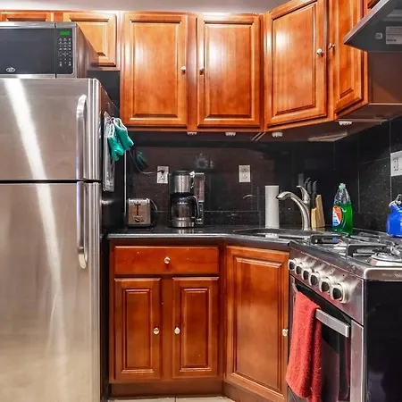 Stylish And Cozy 1 Bedroom Apartment In Bedstuy-3