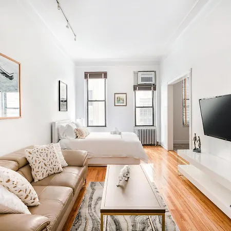 Studio Apartment In Heart Of Chelsea-2