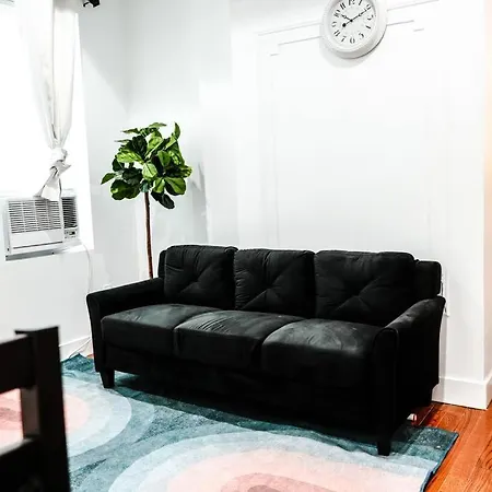 Perfect For Longer Stays With All Amenities-2