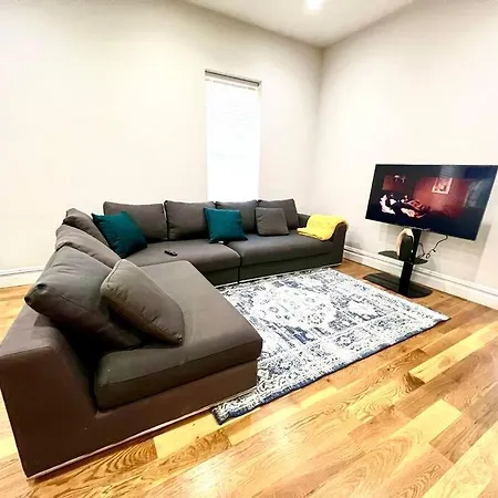 Starpenn Apartment-2