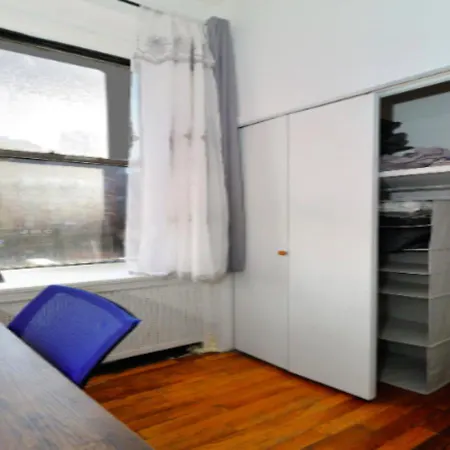 Unique 2Br Near Times Square-3