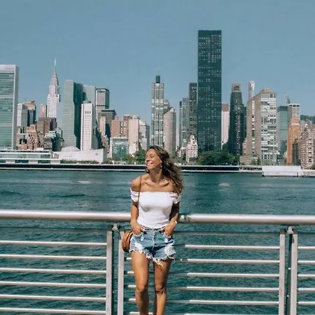 Flat 5 Minutes From Times Square-2