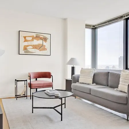 Lic 2Br W Wd Elevator Doorman Nr E River Nyc-849-3