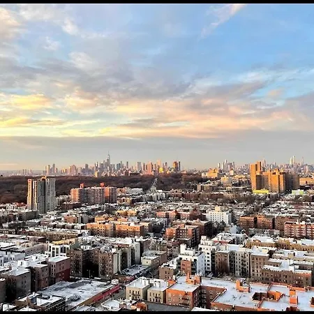 Beautiful Luxury Penthouse Type Views/ Condo-3