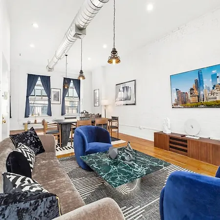Luxurious 3 Bedroom Soho-2