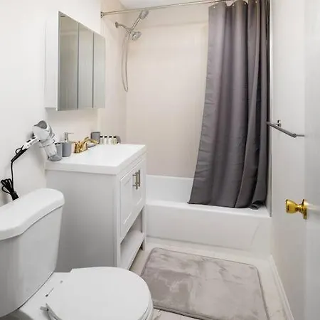 Beautiful 3 Bd/1 Ba Apartment In Nomad Nyc-2