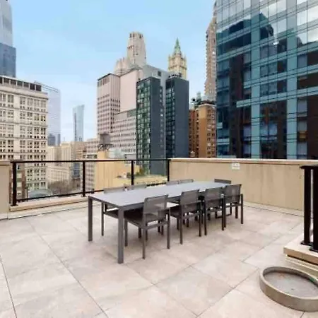 Stunning Apt Near Wall Street With Gym, Doorman & Rooftop-2
