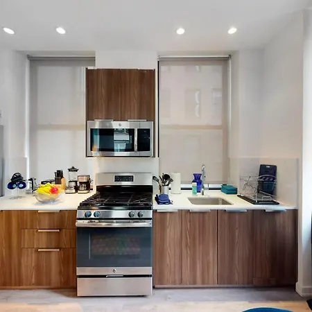Stunning Apt Near Wall Street With Gym, Doorman & Rooftop-3