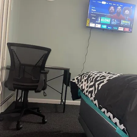 Cozy Room-3