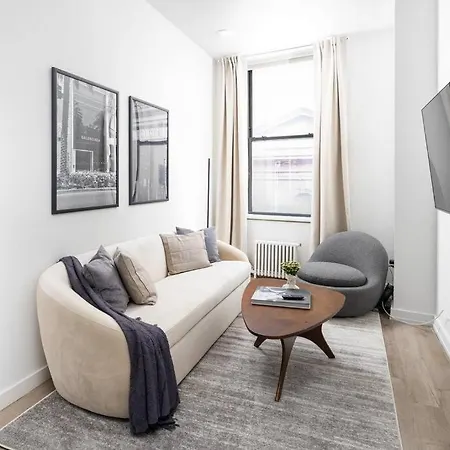 Absolutely New 3Bd/2Ba In Downtown Nyc-3