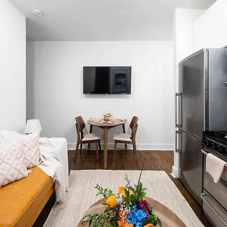 Cozy 2 Bd/1 Ba Apartment In Manhattan-2