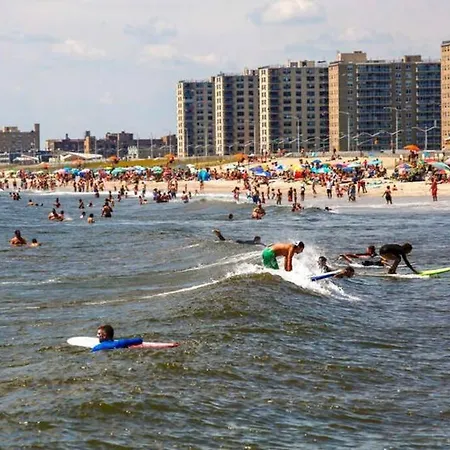 Rockaway 3 Bedroom Suite By The Sea.-2