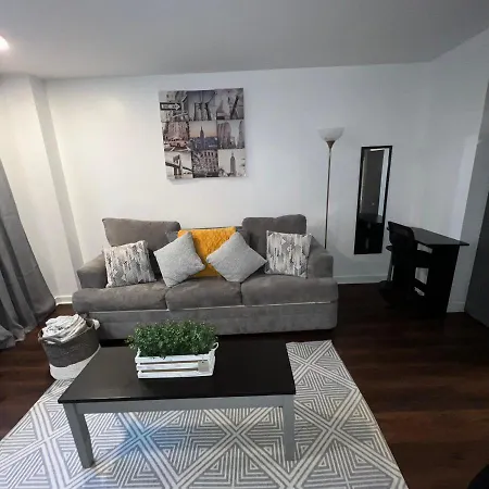 Cozy 1 Bedroom With Outdoor Patio Space-3