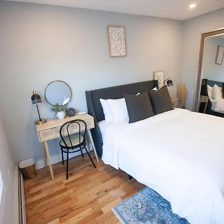 Alafia- Cozy Jfk Area Home - This Property Is A Hosted Property Meaning The Host Live On Site-3