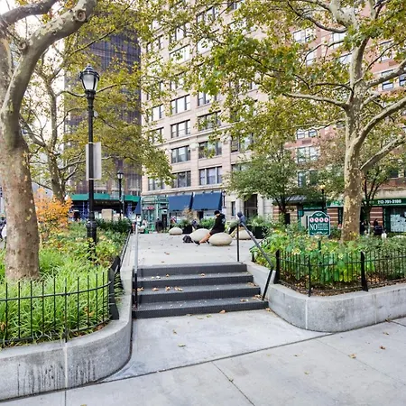 Studio In Trendy Tribeca Indoor Pool Gym Nyc-153-3
