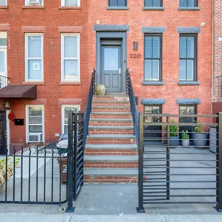 2Br Gowanus Townhouse W Wd Nr Prospect Park Nyc-883-3