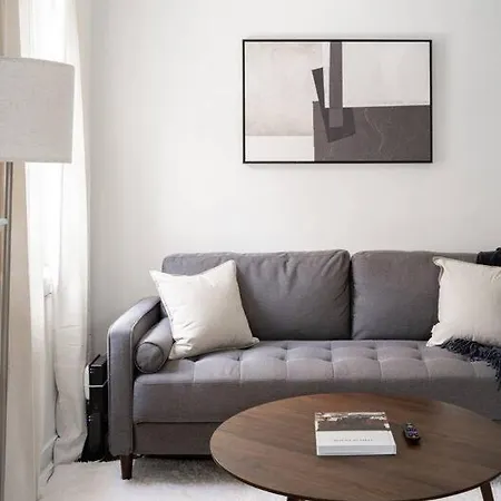 Cozy Apartment In West Village-2
