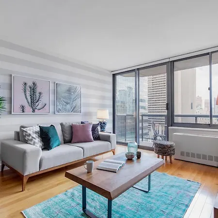 1Br Nr Times Sq W Indoor Pool Gym Nyc-93-2