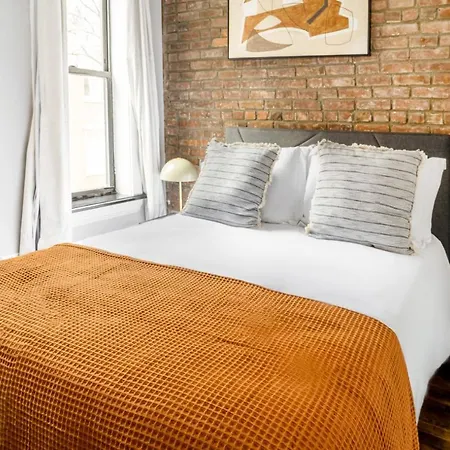 Nolita 1Br W Wd Nr New Museum Nyc-1036-3