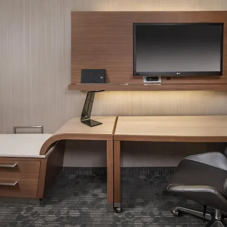 Courtyard By Marriott New York Queens, Jamaica-3