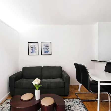 Exclusive 2Br Apartment At Columbus Circle-2