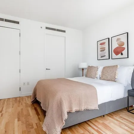 Midtown 1Br W Doorman Gym Wd Nr Rock Center Nyc-1129-3