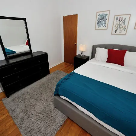 Stunning 2 Bd Apartment At East Side-2