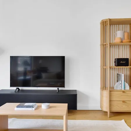 Airy Midtown E 1Br W Doorman Nr Un Nyc-894-2
