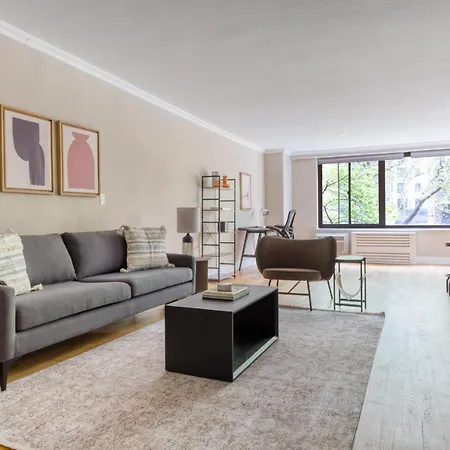 Uws 2Br W Doorman Nr 123 Subway Nyc-812-3